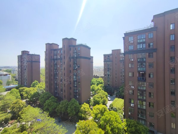 上海青浦重固逸皓华庭(公寓住宅)逸皓华庭两房精装修低价出租3200每月