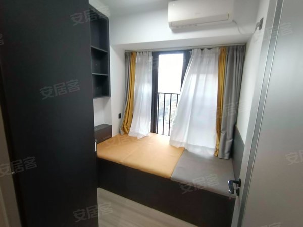 深圳光明光明勤诚达正大城(一期)勤诚达正大城精装四房业主诚心出租.