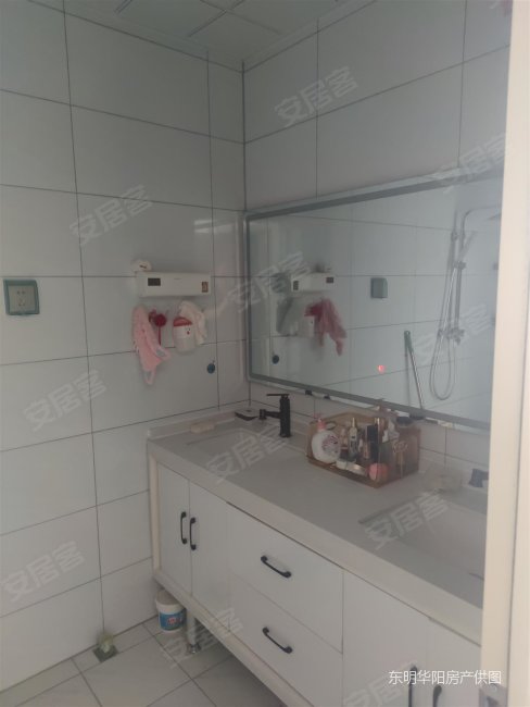 龙脉御园3室2厅2卫146㎡南92万