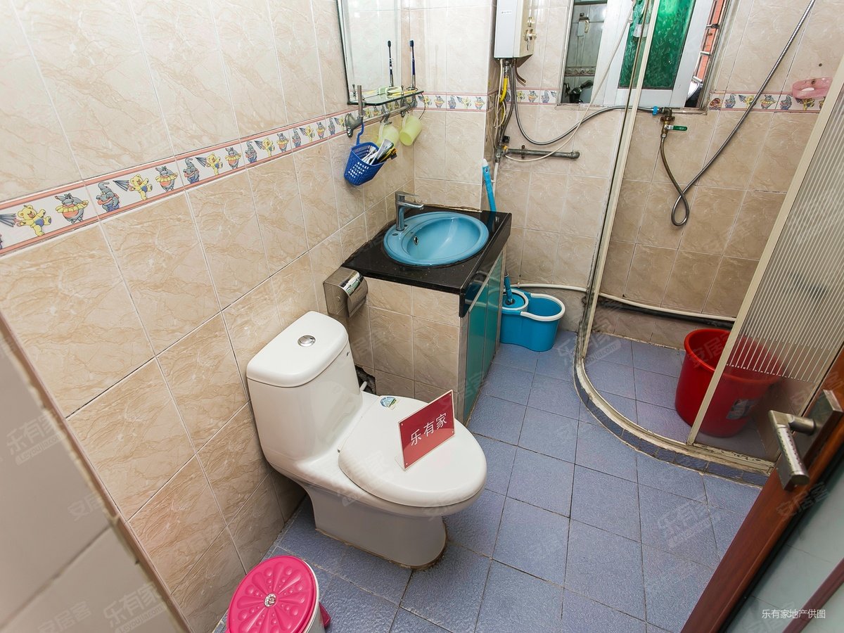 泰华锦绣城2室2厅1卫79.5㎡南北312万