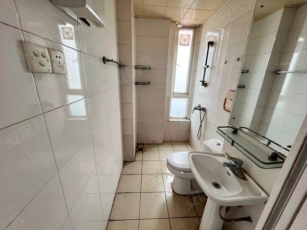 广州荔湾长寿路名汇大厦名汇大厦 荔湾广场电梯二房一厅出租房源真实