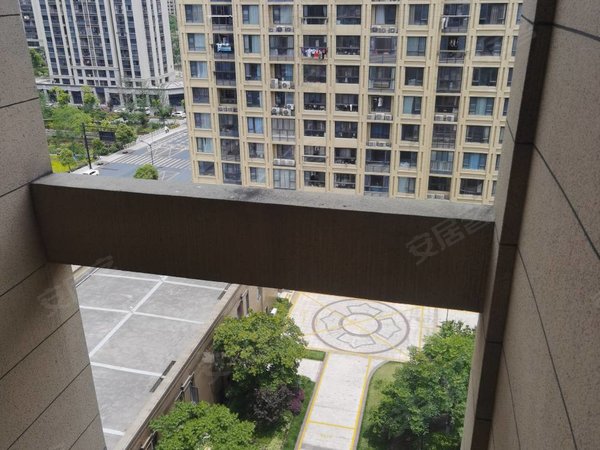 杭州钱塘大江东江东府义蓬购物中心旁边精装修看房方便出租房源真实