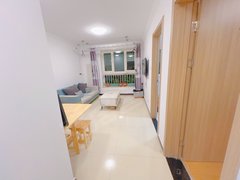 北京通州土桥北运河西  土桥  朗芳园 4区 南向小两居 随时入住出租房源真实图片