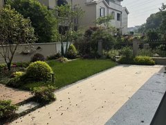 绍兴诸暨诸暨市区高尔夫精装修排屋全新装修带花园阳光房出租房源真实图片