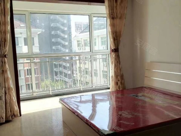 青岛黄岛长江路金沙花园金沙花园 2室2厅1卫  电梯房 精装修92平米