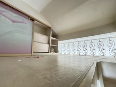 延边延吉铁南区铁南封闭新小区 家电齐全 2室有阳台 楼上有阁楼出租房源真实图片