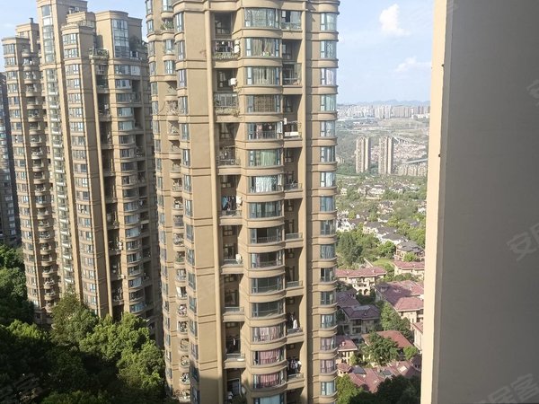 重庆渝北鸳鸯复地上城复地城就精装修3房,家电齐全,南北通透,超高性价