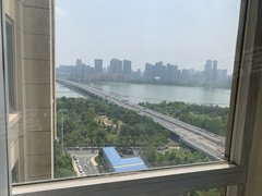 湖景房 阳台看沙湖 周末小憩 居家必选水岸国际澜桥公馆大三房