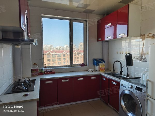 包头稀土高新区高新一中日月豪庭高新区 新光东路 日月豪庭 朝南方向 地暖 带空调 家电家具出租房源真实图片