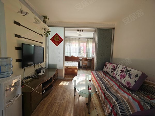 青岛市北水清沟紫荆苑近启元!紫荆苑 看房方便!