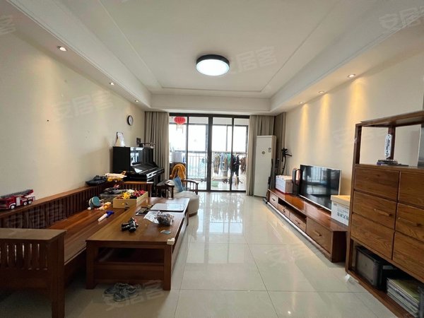 广州天河天河公园华景锦苑华景新城 新小区 大四房正南向 精装修 业主