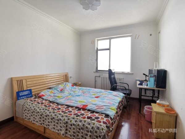 地铁口易通路小学 精装套三 好楼层 天一畔城山水居