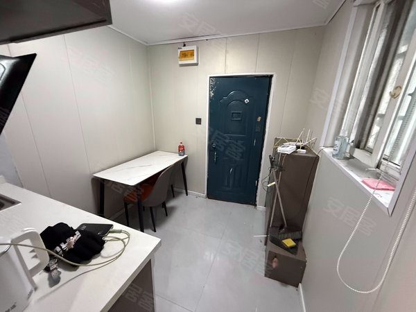 苏州平江桃花坞乘马坡横巷小区养育巷地铁站,独门独户厨卧分离朝南精装一居室家电齐全近观前街出租房源真实图片