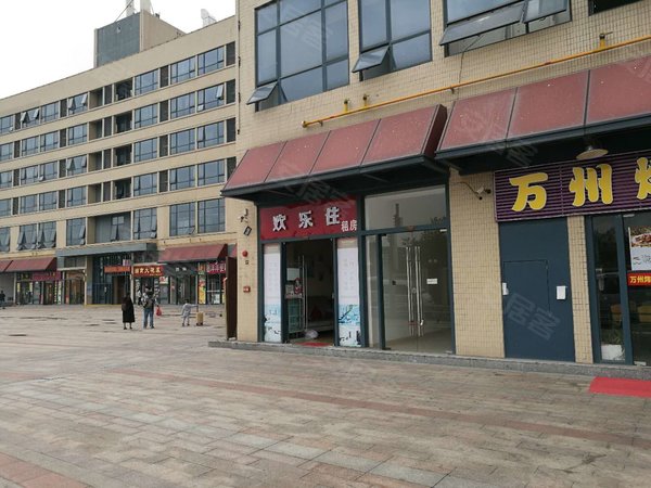 奥园越时代 石壁地铁口|大单间|驋餼龒龒元月|拎包入住
