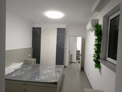 丹东元宝八道第一医院后侧御景苑50平电梯新式精装出租1000押一付一出租房源真实图片