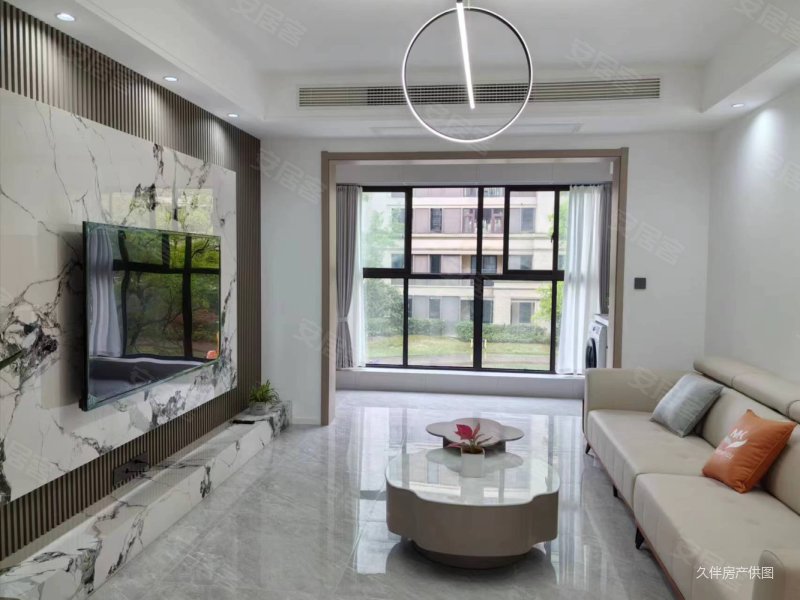 绿城玫瑰园,9层洋房的二楼,东边户,精装四室两厅两卫,急卖