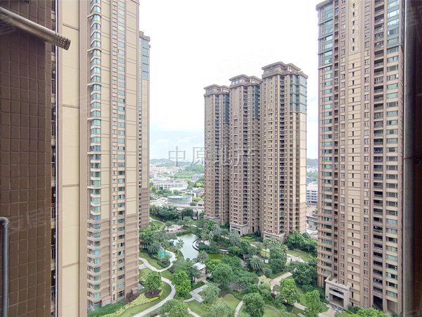 广州番禺广州雅居乐雅居乐剑桥郡剑桥汇雅居乐剑桥郡剑桥汇 4室2厅4卫