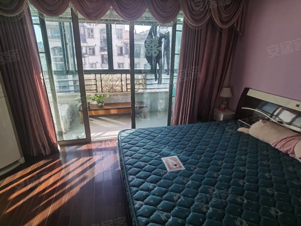 上海松江松江老城维罗纳贵都维罗纳贵都 新理想广场附近 近荣乐西路