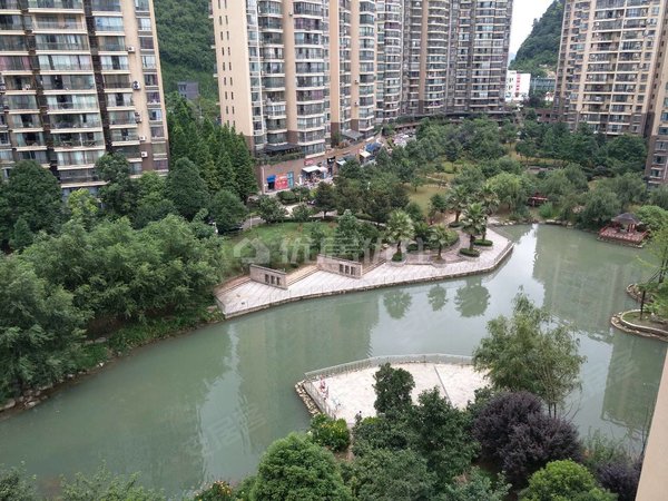 贵阳乌当新添寨汤泉house汤泉电梯精装两房干净整洁 价格可商议 拎包