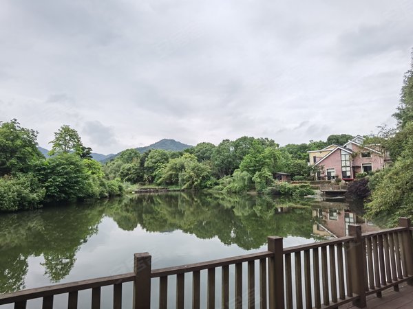 杭州富阳银湖金都富春山居(别墅)金都富春山居(别墅) 4室2厅3卫 238平