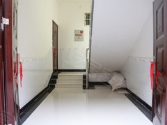 偃师其他杜甫大道道北路64号院 1室0厅1卫出租房源真实图片