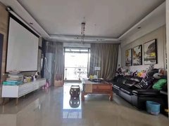 深圳龙华梅林关口惊爆价!雅宝站溪山精装4房 业主降价800出租 看房方便出租房源真实图片