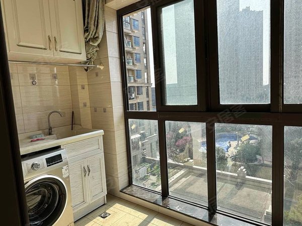 海宁长安镇农发区侨福逸品福邸自住装修的，需要联系出租房源真实图片