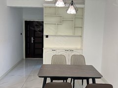 丹东振兴六纬路小学学区月亮岛界河明珠 1室1厅1卫 90平 精装修 电梯房出租房源真实图片