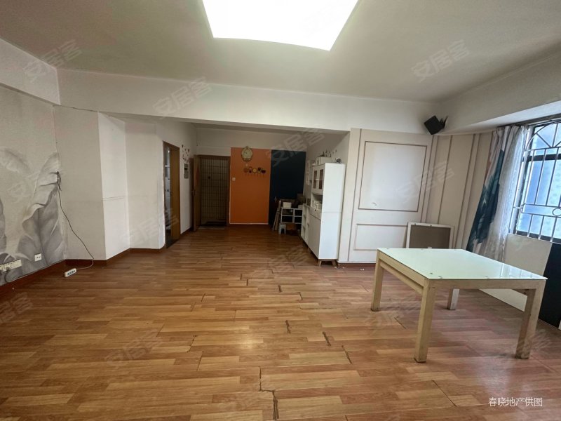 瑞康花园 精装修 商业配套齐全 南北通透 出行方便