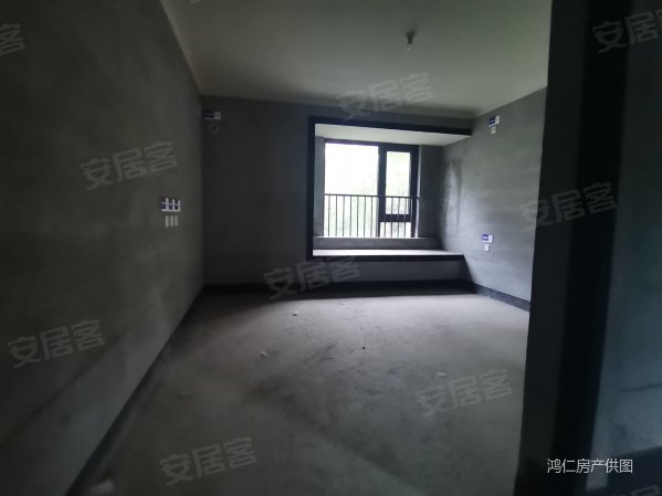 建业春天里3室2厅2卫135㎡南北117.8万