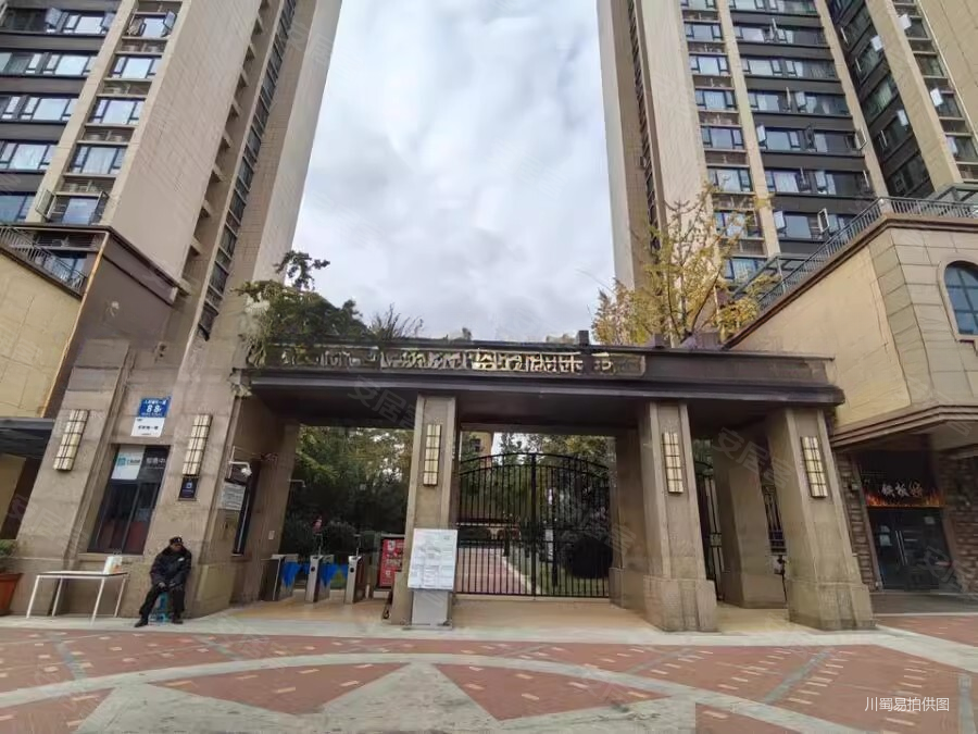 亏安逸只卖90万次新房精装套三蓝光乐彩城可按揭法拍房