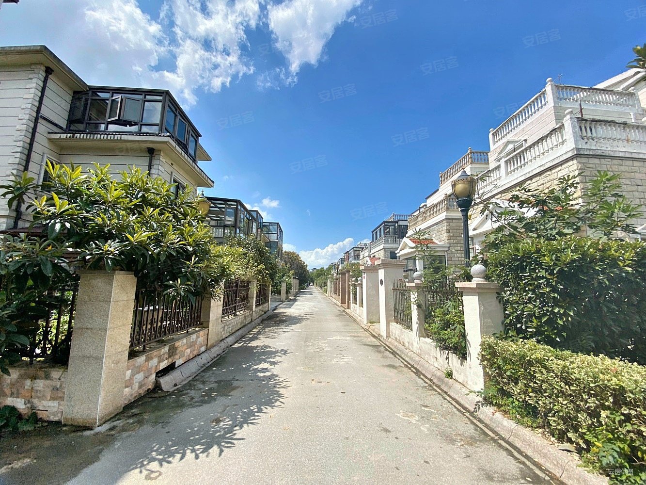 小区另有多套在售,鼎园美墅二手房,1200万,4室2厅,3卫,300平米-昆山