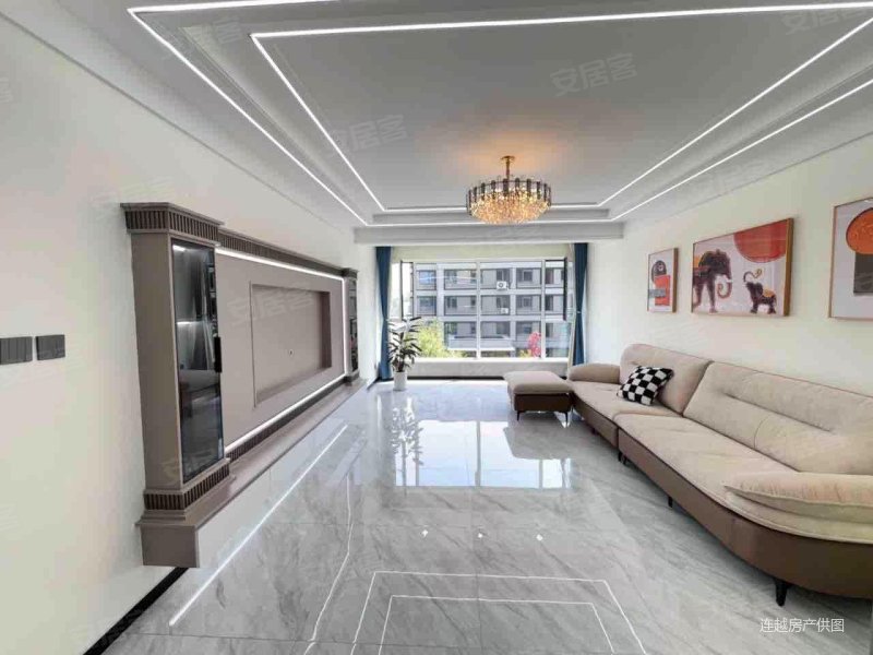 带电梯 刚需小三居 精装可拎包入住 楼层好 满五 次新小区,融创城(四