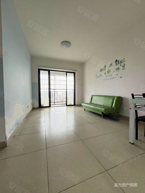 盛贤景都 精装可拎包入住105万 商品住宅 房龄新 有电梯