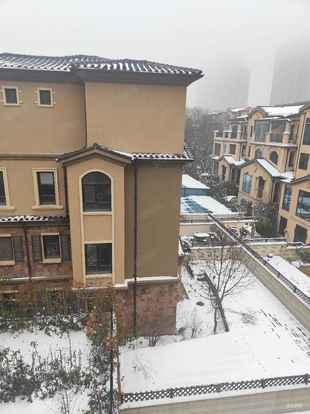 林溪湾(别墅)5室5厅5卫292.24㎡南北445万