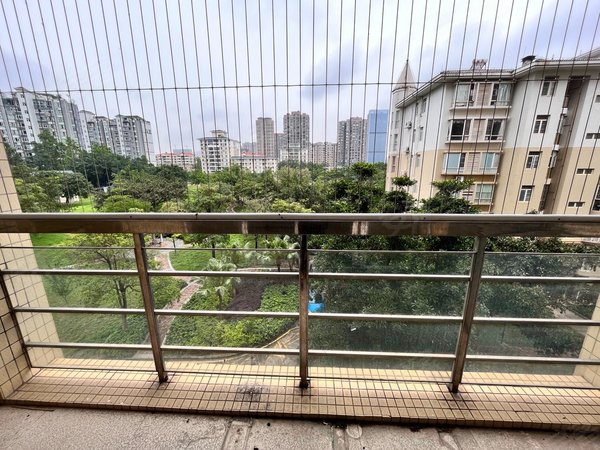 珠海香洲新香洲暨南花园凤凰小学旁 电梯中层舒适大三房 看房方便出租