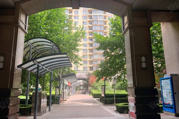 阳光丽景怎么样 特色 【小区户型】小区有7栋楼:南区四栋北区三栋楼