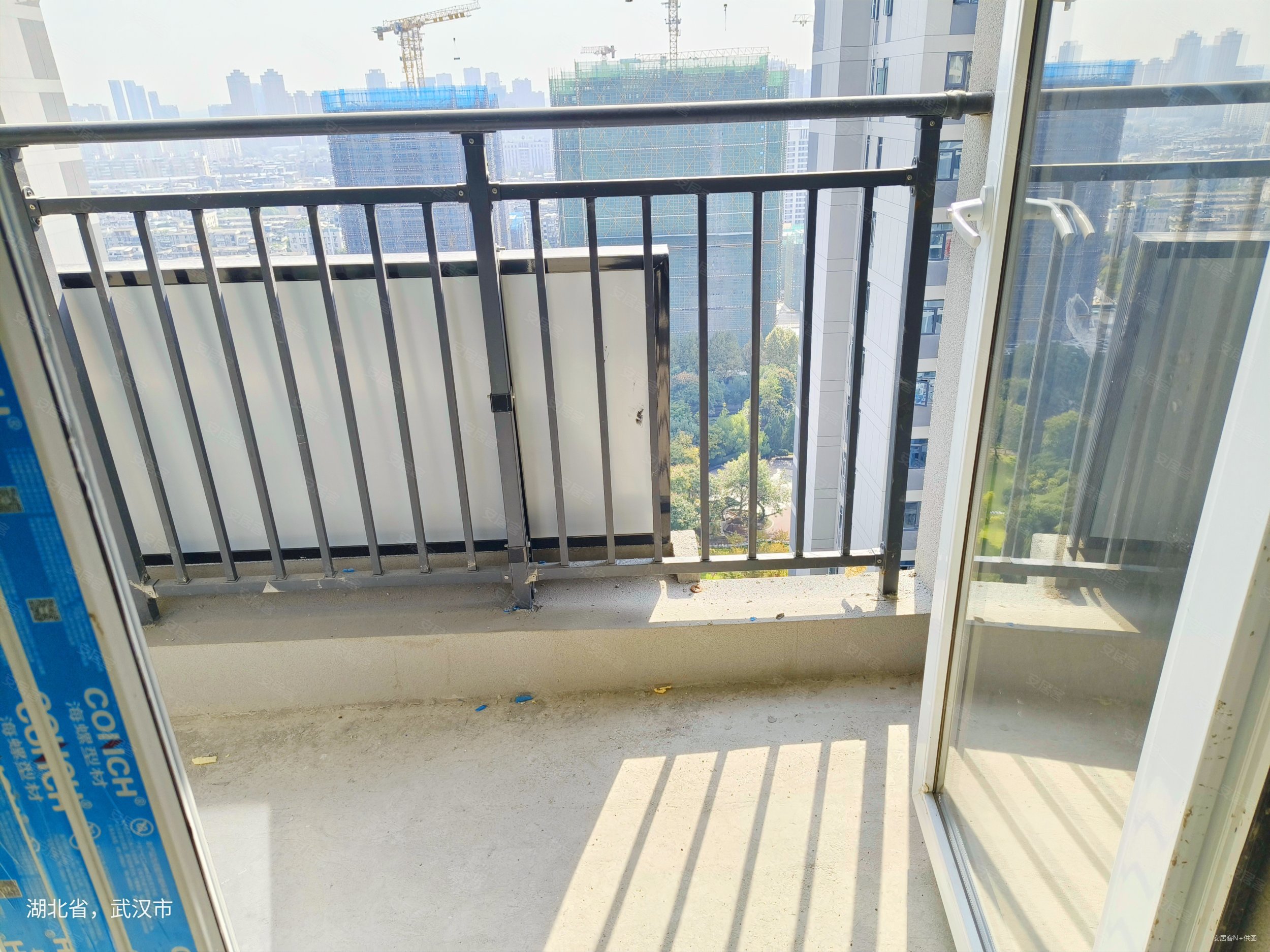 雅澜苑3室2厅2卫113.62㎡南128万