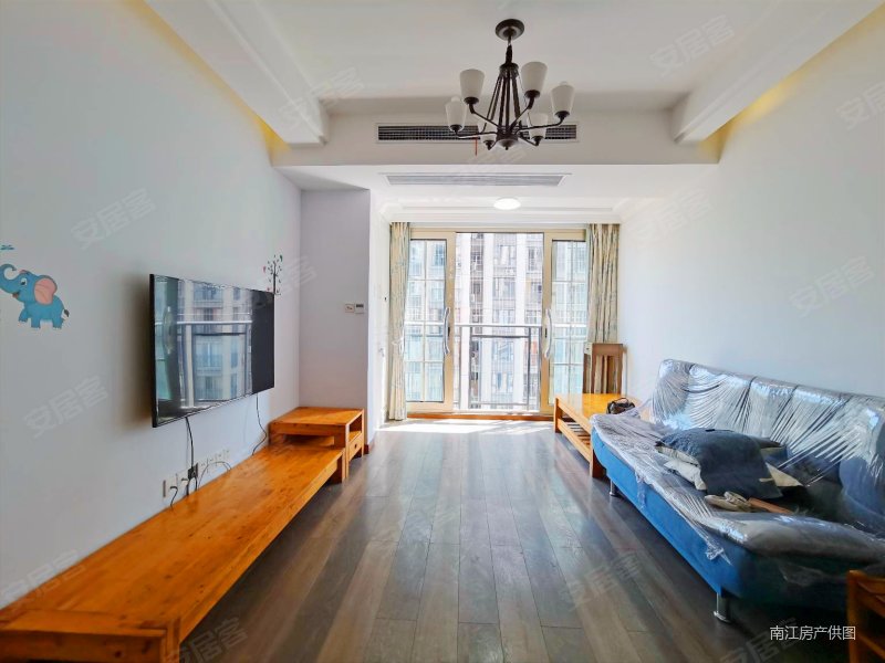 江城一品下排  精装三房  75万