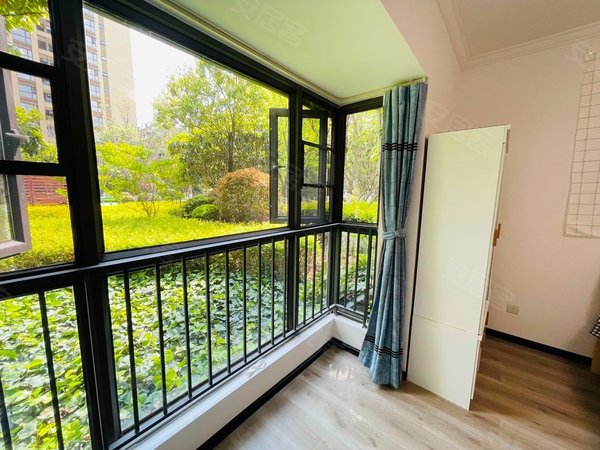 昆明官渡新螺蛳湾东福佳园东福家园新螺狮湾 南部客运站 新亚洲 押一