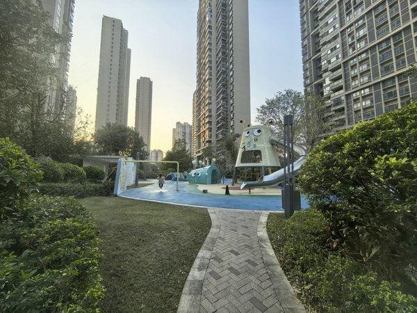 新力花园,水口租房,新力城一期 住家装修三房出租 南北通透