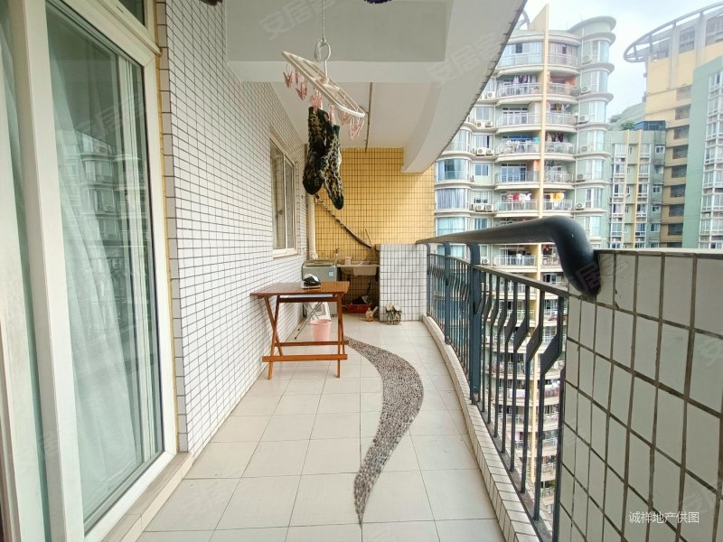 沙滨路看江金沙港湾精装两房大阳台视野不错