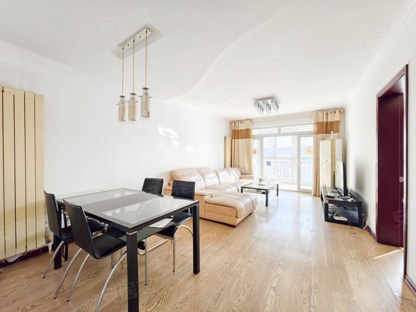 青岛市南绍兴路国际城名苑国际城名苑 精装修 南北通透 电梯房 拎包