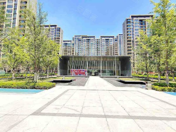 青岛城阳实验二小旭辉银盛泰正阳府旭辉银盛泰正阳府 1室1厅1卫 出门