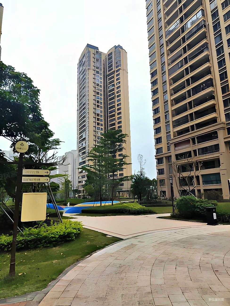 北大资源博雅滨江4室2厅2卫112.34㎡南北88万