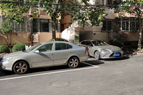 吴兴路公安大楼徐汇