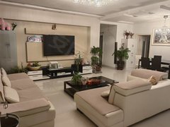 鄂尔多斯东胜铁西一期铁西聚能家苑电梯十一楼楼 四居室家具家电齐全,随时看房出租房源真实图片
