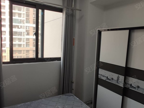 湖州南浔浙北大厦吾悦华府瑞园吾悦对面 瑞园单身公寓 看房方便出租