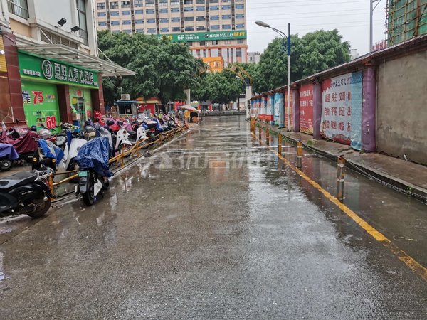 南宁西乡塘北湖云星城市春天(西区)北湖路 昌泰尊府旁云星城市春天 1