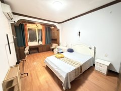 武汉洪山光谷广场无中 光谷广场地铁站 光谷世界城 融众国际 华乐商务中心出租房源真实图片